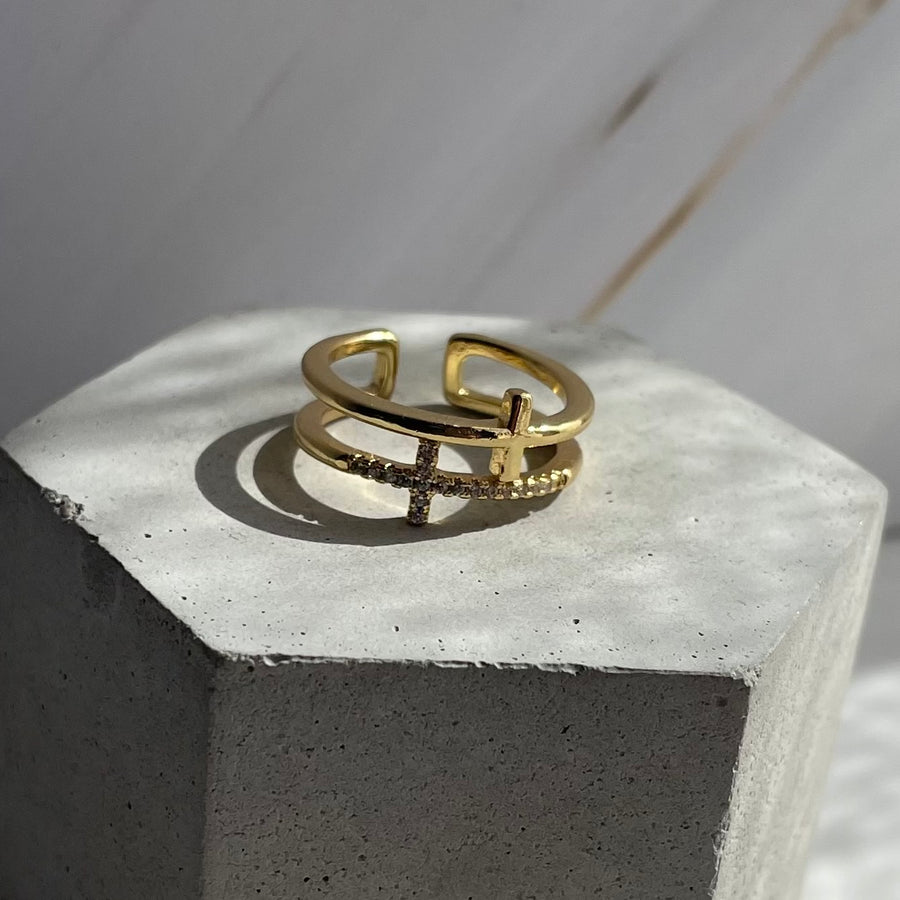 Double Cross Ring