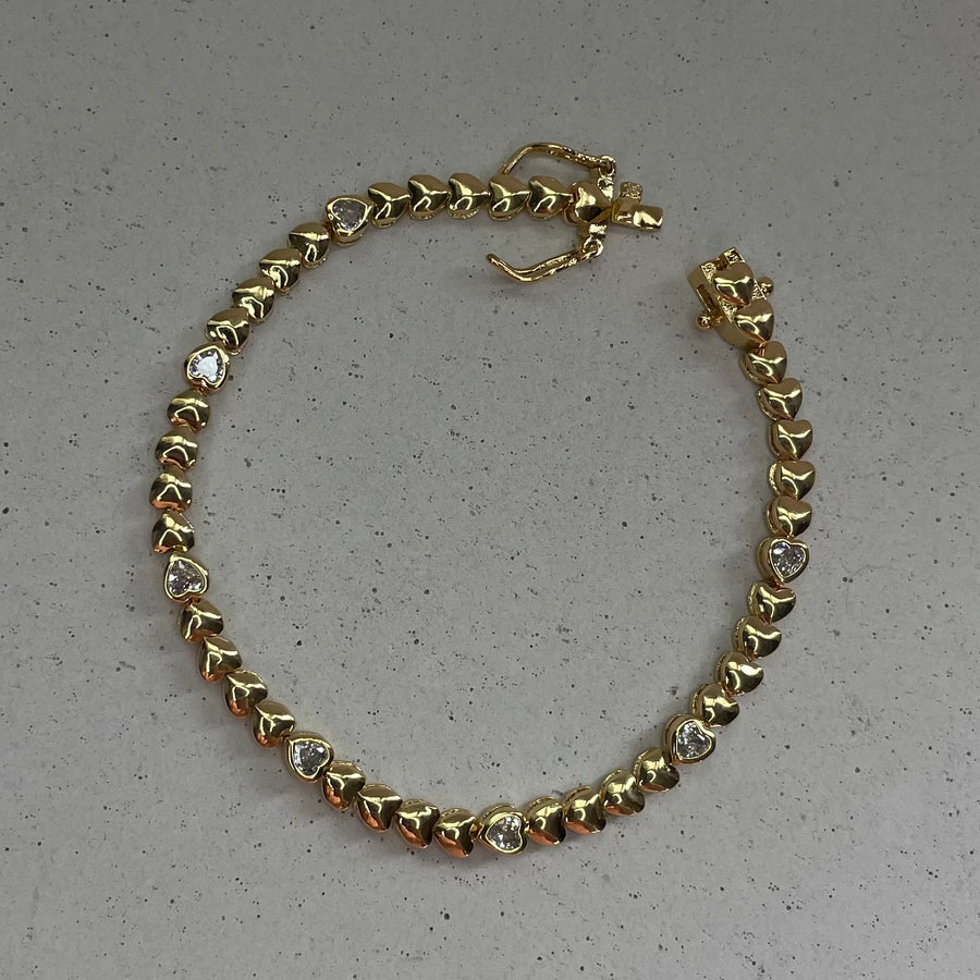 Golden Dainty Heart Bracelet