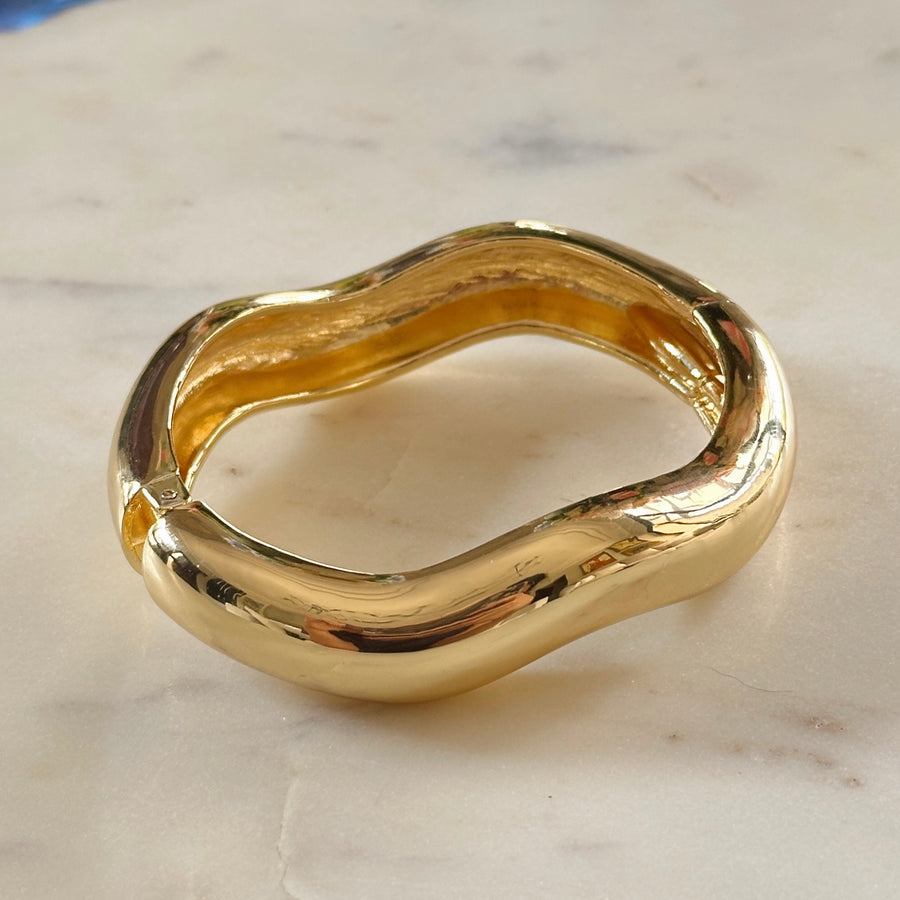 Solid Wave Bangle