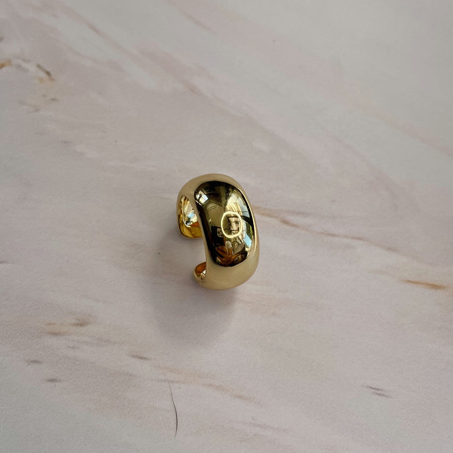 Classic Gold Earcuff